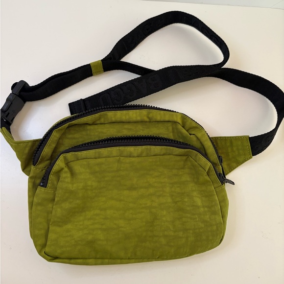 NWOT BAGGU Fanny Pack - Avocado - Picture 5 of 9